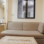 Comfort 1Br With Working Room At Meikarta Apartment By Travelio