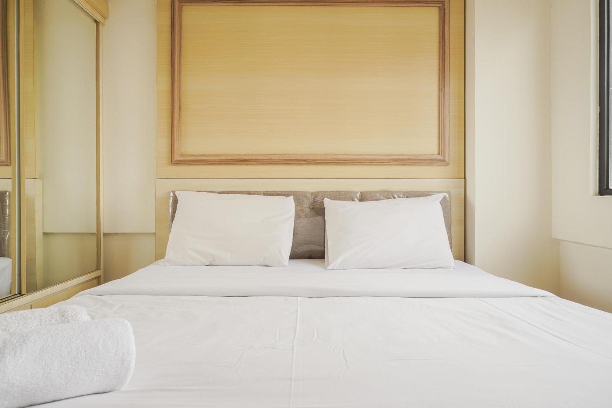 Comfort 1br With Working At Meikarta By Travelio * Bekasi