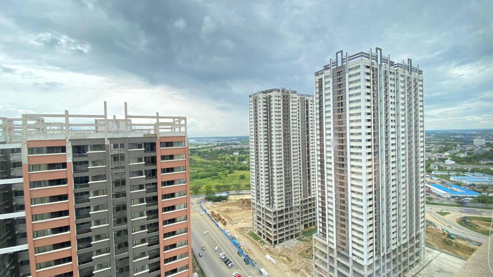 Comfort 1br With Working At Meikarta By Travelio *